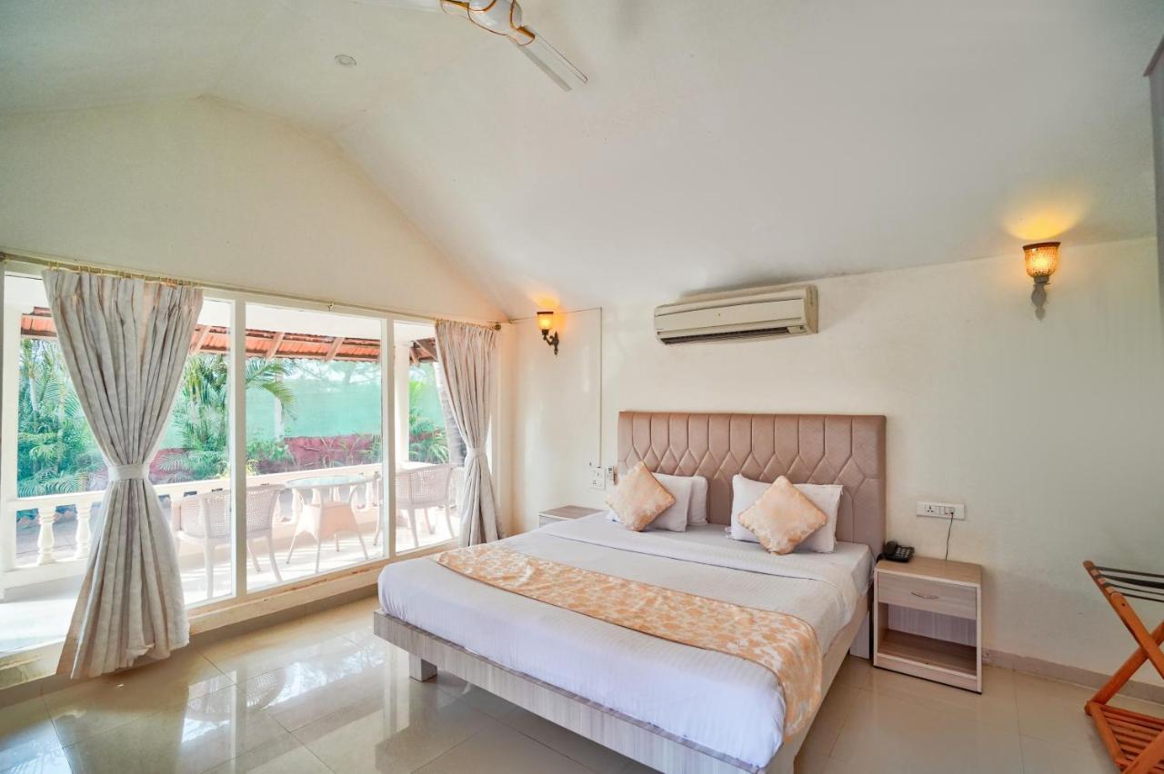Morjim Holiday Beach Resort Dış mekan fotoğraf